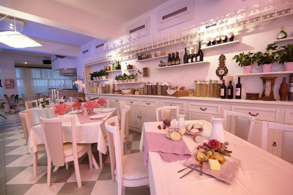 Family Hotel Mania Stara Zagora Esterno foto
