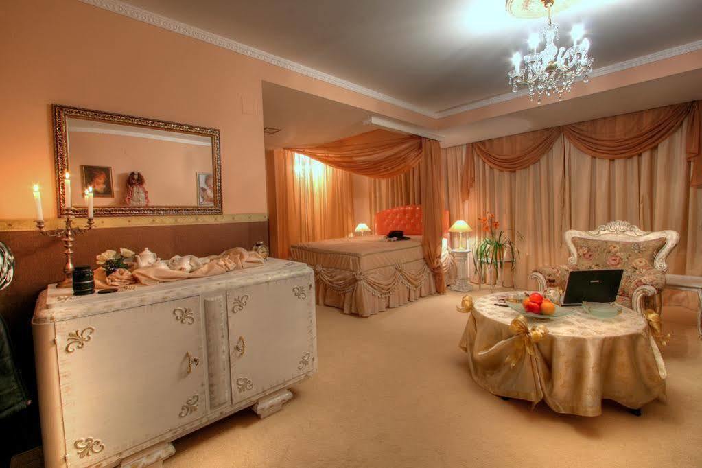 Family Hotel Mania Stara Zagora Esterno foto